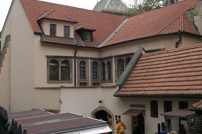 Prague's Jewish Quarter: A Self-Guided Audio Tour - Considerations for Visitors Planning to Enter Sites