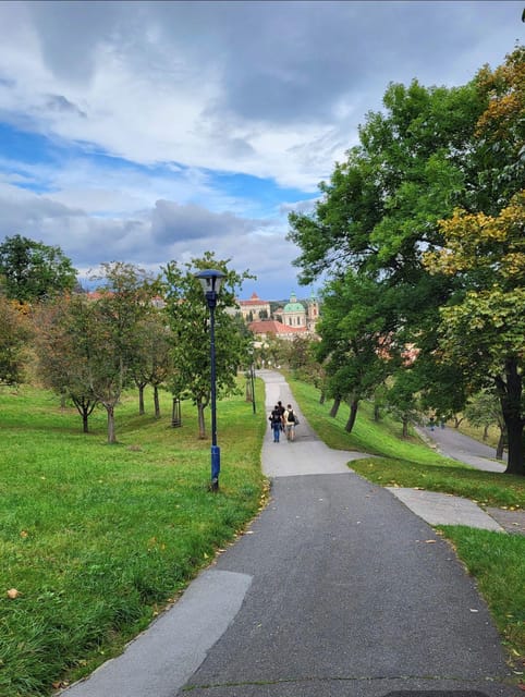 Pragues secrets of famous lovers. Romantic walking tour - Exploring the Love Energy of Petrin Hill