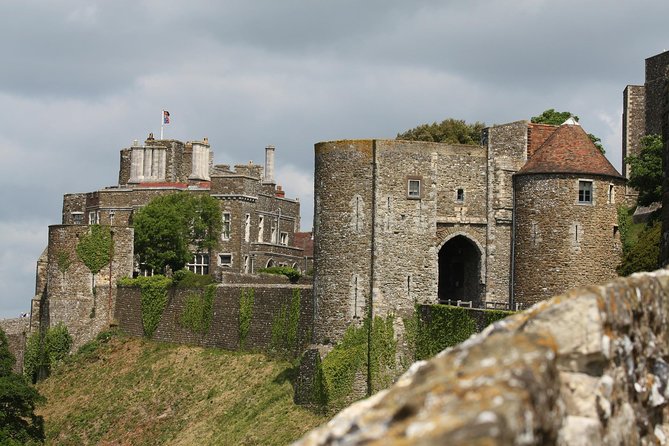 Pre-Cruise Tour from London to Dover Port via Dover Castle - Visit to the Battle of Britain Memorial Overlooking the White Cliffs