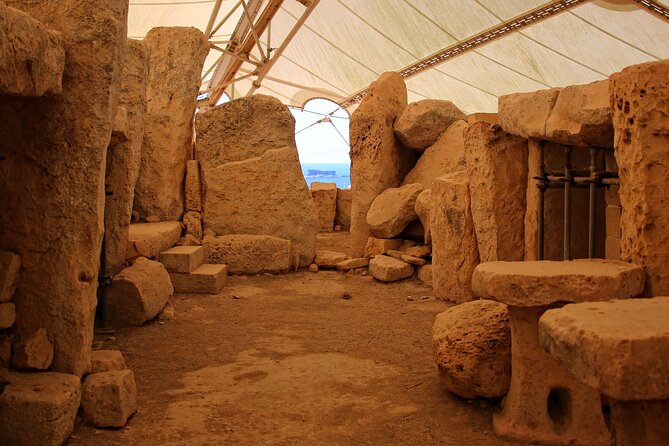 Prehistoric Temples, Limestone Heritage and Blue Grotto Tour - Guided Commentary and Tour Pacing