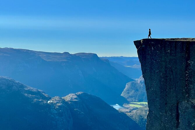 Preikestolen Cruise Cabin and Hiking Adventure - Key Points