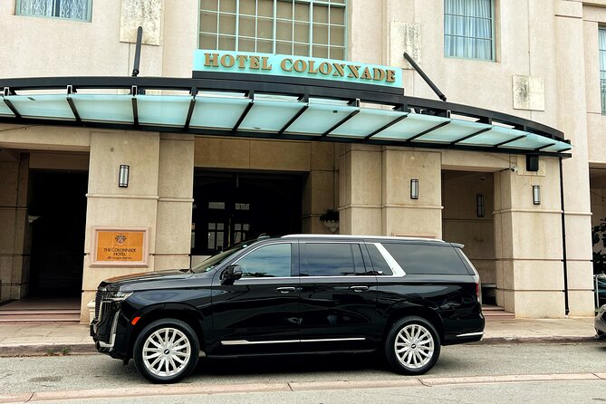 Premier Limousine Miami Airport Hotel Port Transfers in Lux SUV - Meeting Points and Flexibility