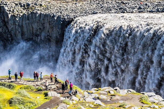 Premium 4x4 Diamond Circle Tour - Walking Through Jokulsargljufur Canyon