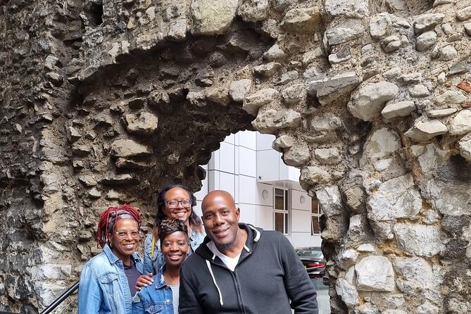 Premium Big Sights Taxi Tour of London - Exploring the Thames and the City’s Landmarks