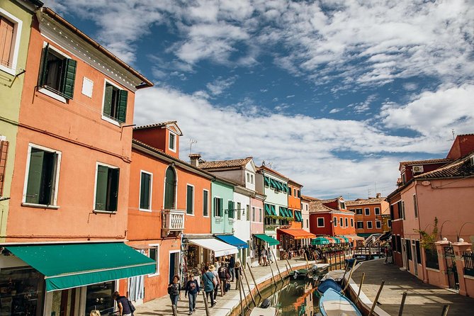 Premium Lagoon Excursion: Murano Glass, Burano & Lace Museum - Scenic Return to Venice via Piazza San Marco