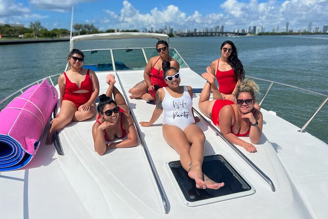 Premium Miami Yacht Tour Experience: Captain, Fun & Party! - Customization and Special Occasions