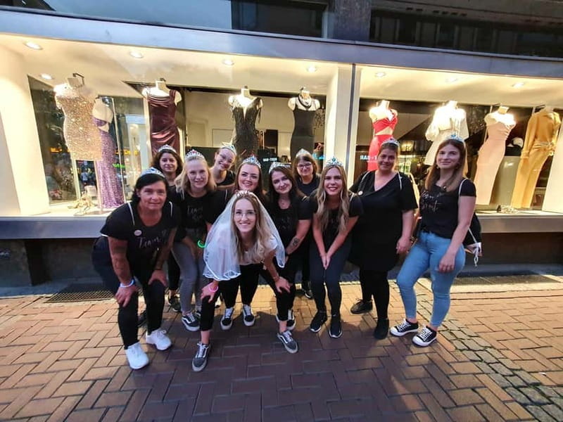 Premium Party Düsseldorf: Celebrate Your Bachelor Party - The Itinerary: Secret Stops and Guided Tour Highlights