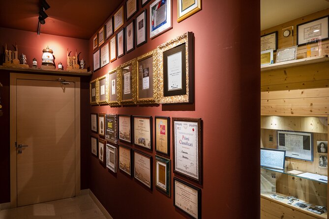 Premium Private Prosecco Hills Tour - 2 Wineries. Private tour. - Lunch at a Panoramic Osteria