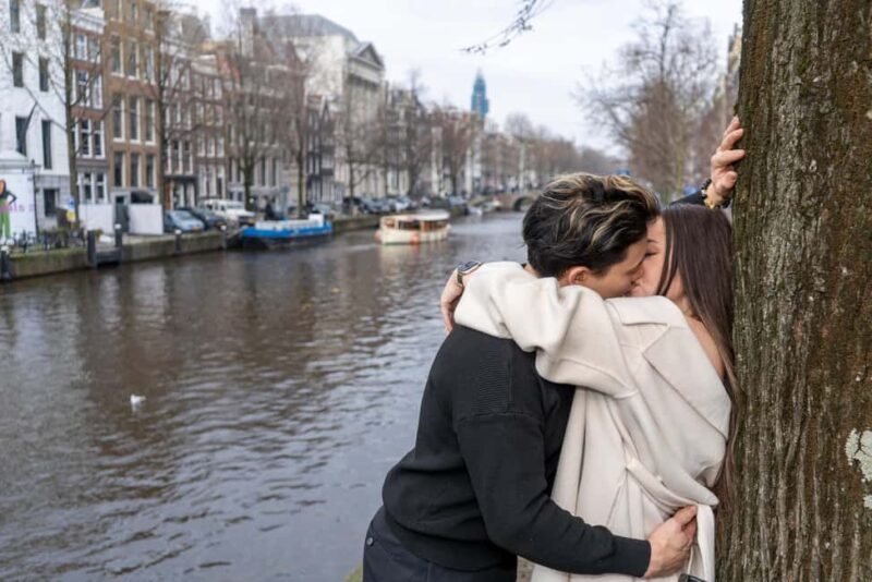Premium Romantic Photoshoot Experience for Couples - Walking Through the 9 Straatjes Neighborhood