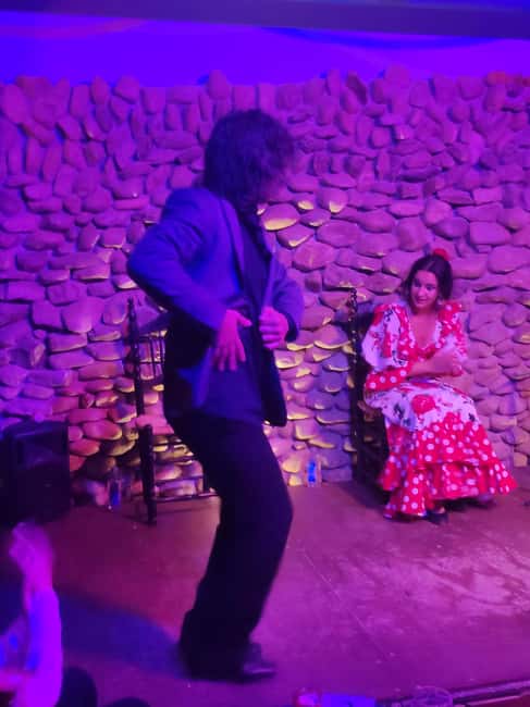 PREMIUM TAPAS TOUR: Paella, Tapas, Winery and Flamenco - Out and About: Malaga by Night and Local Music