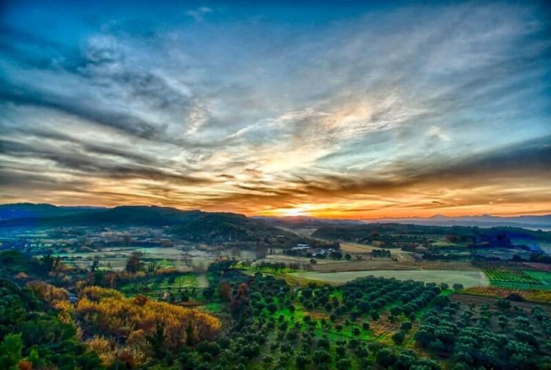 Premium Tour of Olympia: Wine & Dine Retreat - Explore the Charm of Olympia on a Luxurious Private Tour