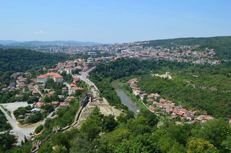PREMIUM TOUR SMALL GROUP Bucharest DayTrip to Veliko Tarnovo - Visiting Tsarevets Fortress: A Medieval Stronghold