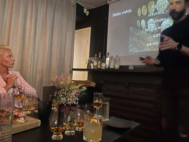 Premium Whiskey Masterclass & Delicious Snacks - Delicious Snacks Paired to Enhance Flavors