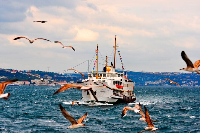Princess Islands Tour With Lunch and Guide - Free Time at Büyükada: Beaches and Local Shops