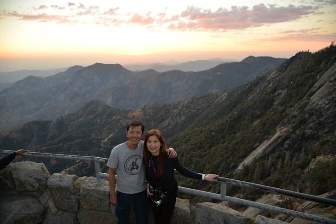 Private 1-Day Sequoia and Kings Canyon Park Tour from Los Angeles - Discovering the Giant Forest Museum