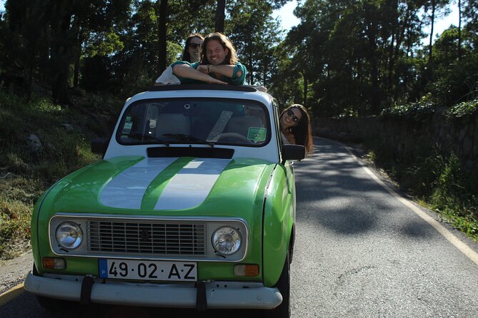 Private 1 hour and half Sintra Guided Tour - Pena Park: Forests, Lakes, and Exotic Plants