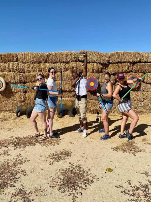 Private 1-Hour Archery experience close to Joshua Tree Park - Equipment and Instruction for Every Skill Level