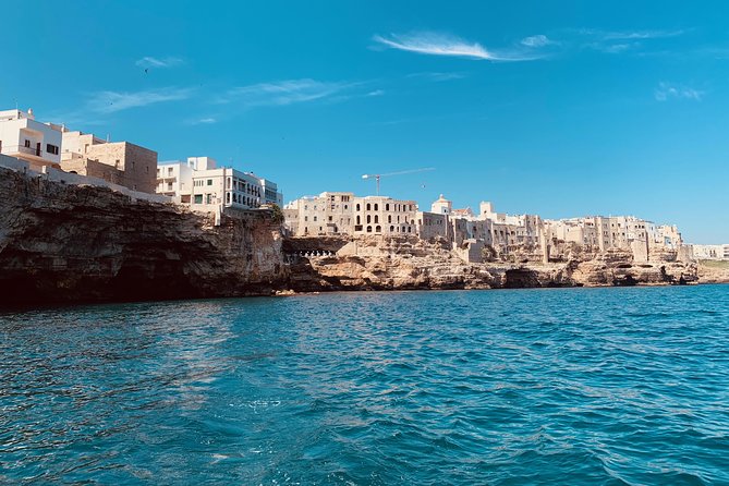 Private: 1h30 Boat tour of the caves of Polignano a Mare - The San Vito Abbey and the Domenico Modugno Statue