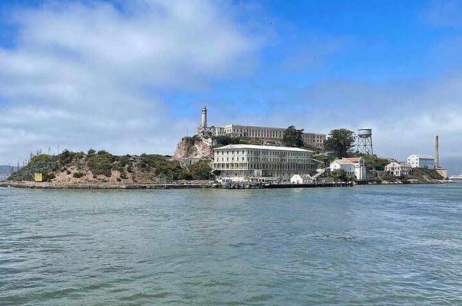 Private 2-Hour Alcatraz App Guided Tour - The Physical and Accessibility Aspects