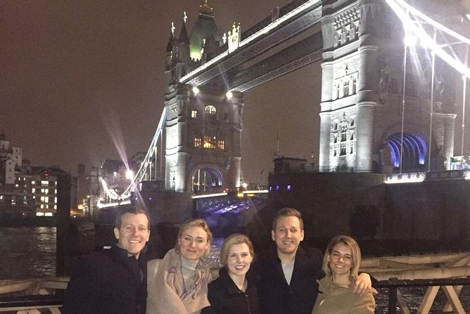 Private 2-Hour Night Tour of London in an Iconic Black Cab - Shakespeare’s Globe Theatre and the Tate Modern