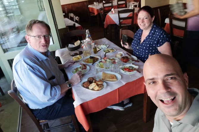 Private 2-Hour Sightseeing Experience in Athens - Additional Landmarks and Local Insights from the Driver