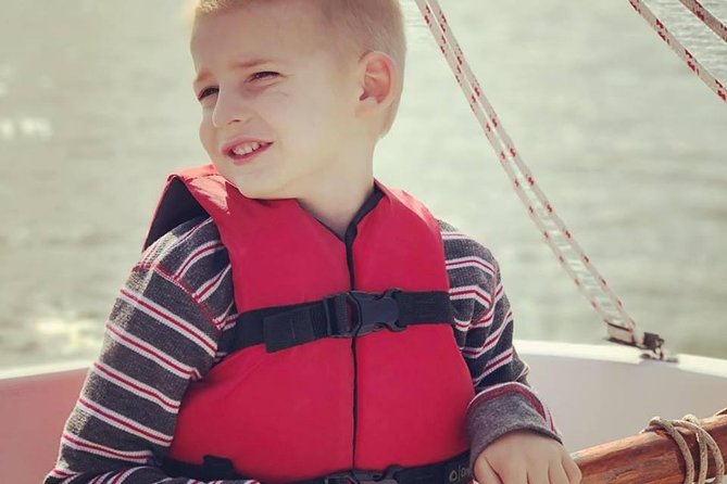 Private 2-Hour Sunset Sailing Tour on Lake Fairview - The Allure of Sunset Views on Lake Fairview