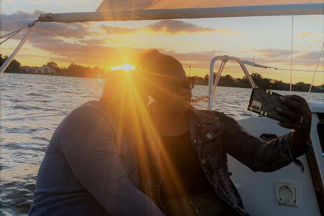 Private 2-Hour Sunset Sailing Tour on Lake Fairview - Weather Considerations and Cancellation Policy