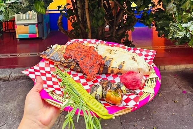 Private 2-Hour Tlayuda Preparation Class - Guide Expertise and Tour Atmosphere