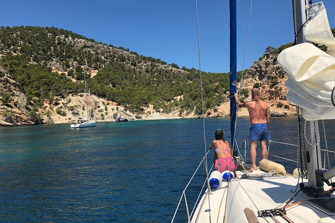 Private 2-Hour Tour of Barcelona on a Sailboat - Key Points