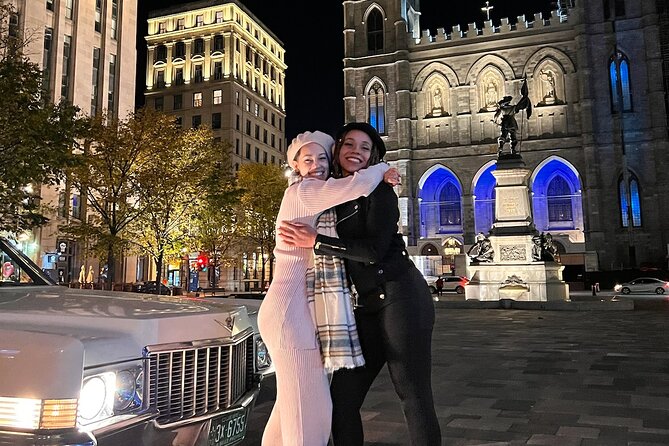 PRIVATE 2-Hour tour of Montréal in Convertible Cadillac + Murals - Visiting the Montreal History and Archaeology Museum Site