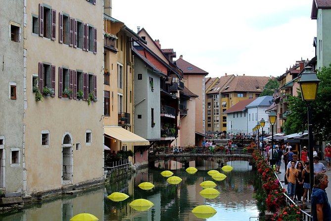 Private 2-hour Walking Tour of Annecy with official tour guide - Visiting Palais de lIle, the City’s Historic Landmark