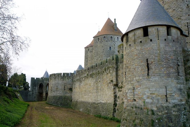 Private 2-hour Walking Tour of Carcassone with official tour guide - Key Points