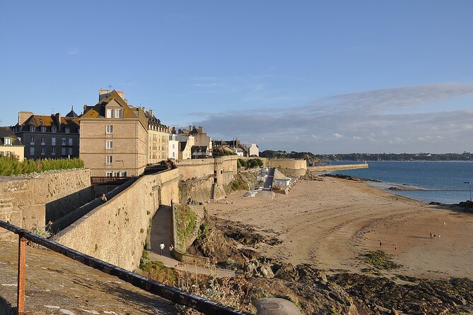 Private 2-hour Walking Tour of Saint Malo with private official tour guide - The Tour Starts at a Central Saint-Malo Meeting Point