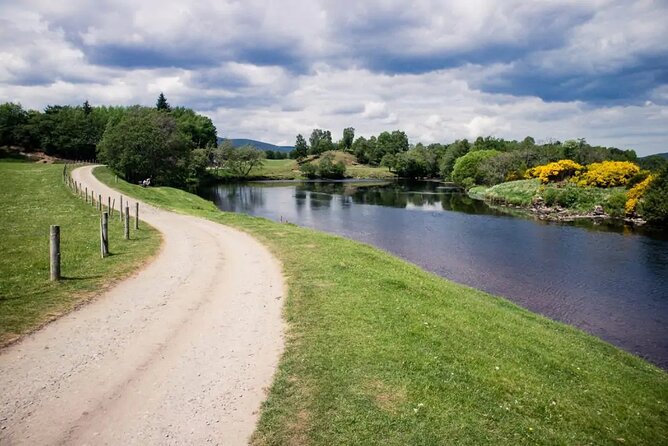 Private 3 Day Speyside Whisky Tour From Edinburgh - The Charm of Glen Grant and Royal Lochnagar