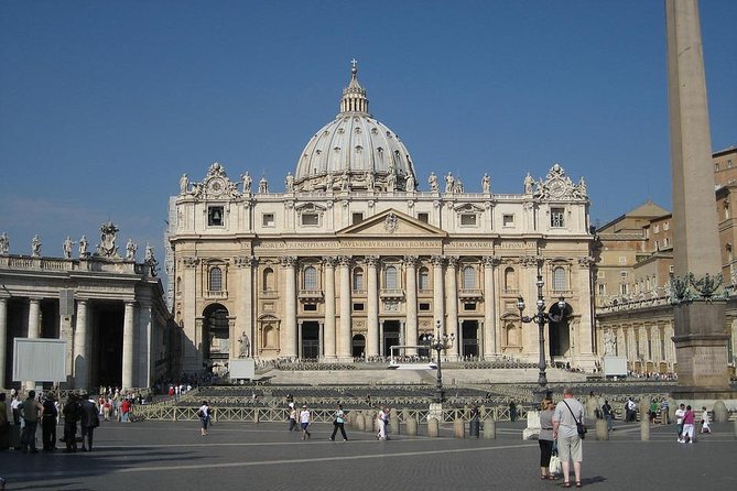 Private 3-Hour Vatican Tour with private official tour guide (skip the line) - Meeting Point and Tour Logistics in Rome