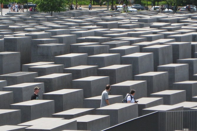 Private 3-Hour Walking Tour of Berlin - Modern Berlin at Potsdamer Platz