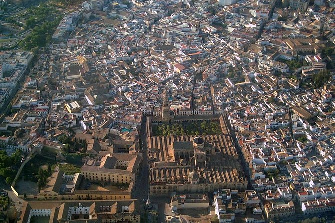 Private 3-hour Walking Tour of Cordoba with official tour guide - Introduction to the Cordoba Private Walking Tour