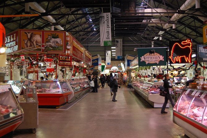 Private 3-hour walking tour of Toronto with licensed tour guide - Exploring the Cultural and Culinary Heart at St. Lawrence Market