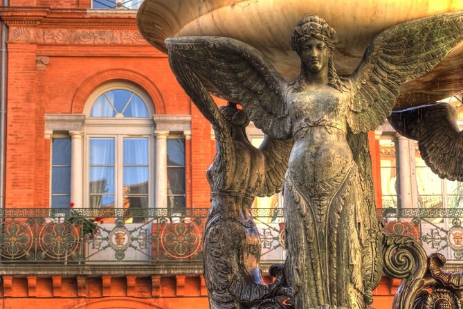 Private 3-hour Walking Tour of Toulouse with Official Tour Guide - Logistics and Booking Details