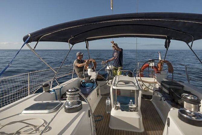 Private 3-hours afternoon SailingTour and Snorkeling with Food and Drinks - Key Points