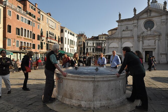 Private 3 hrs Venice Tour: St Mark's, Walking tour & Boat tour - Logistics: Meeting Point, Group Size, and Duration