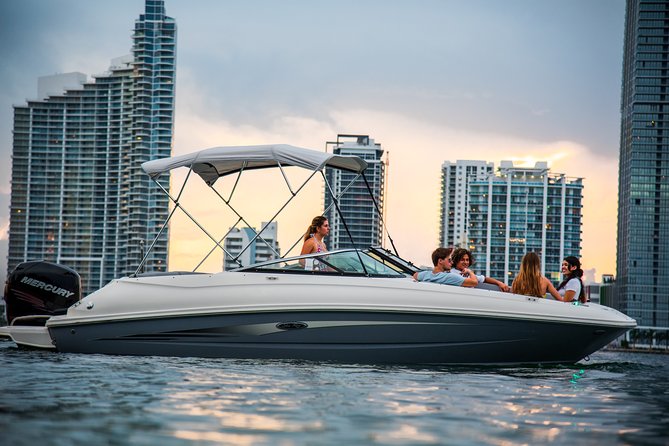 Private 4 hour Boat Rental with Captain in Fort Lauderdale! - What’s Included in the Price and What You Should Bring