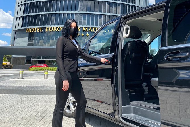 Private 4-hour City Tour of Madrid with Hotel pick-up - Highly Rated Guides and Customer Satisfaction