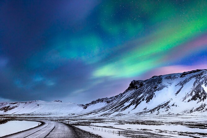 Private 4-hour Northern Lights Tour with Expert Local Guides - Expert Guides Known for Knowledge and Flexibility