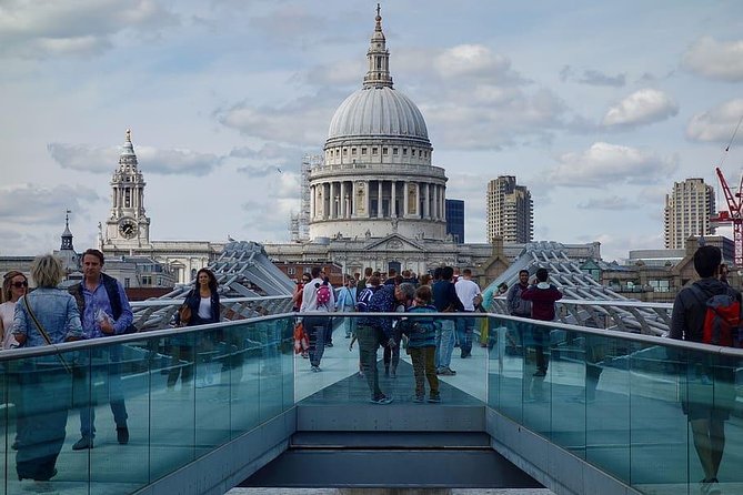 Private 4 hour Tour of London with driver and guide with Hotel Pick Up - From the Royal Residence to the Heart of Londons Shopping District