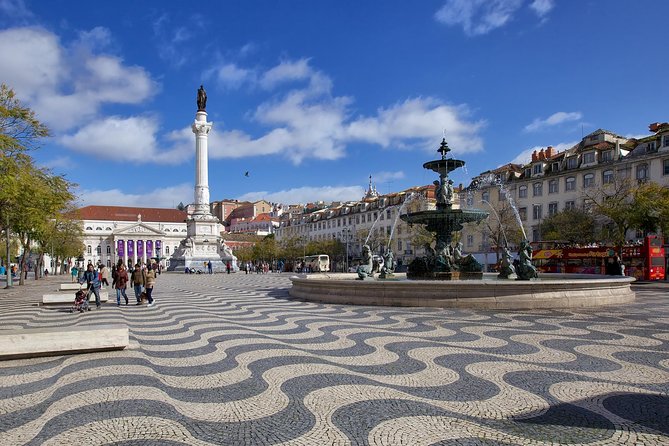 Private 4-hour Walking Tour of Lisbon with official tour guide - Alfama: The Citys Oldest Neighborhood
