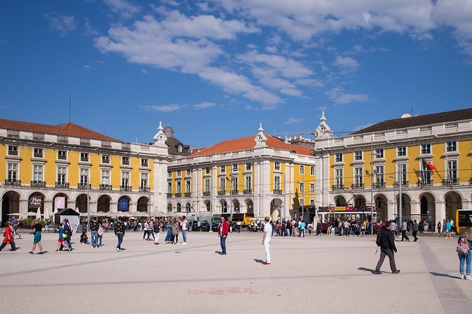 Private 4-hour Walking Tour of Lisbon with official tour guide - Sé de Lisboa: The Historic Lisbon Cathedral