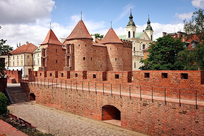 Private 4h Tour in Warsaw Old Town - The Historic Ulica Miodowa and its Residences
