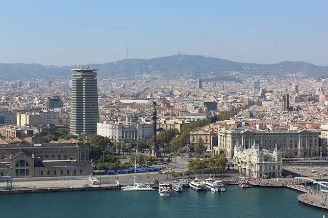 Private 4h Tour Of Camp Nou And Most Emblematic Sites Of Barcelona with pick up - Authentic Catalonian Lunch Option in an Elegant Venue