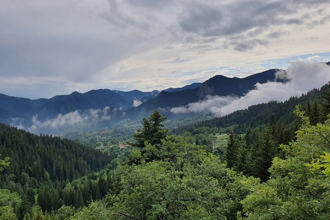 Private 4x4 Experience in the Rhodopes with Ostrich Farm Visit - Who Will Enjoy This Tour?